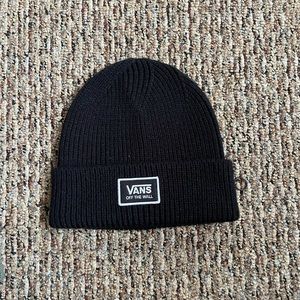 Black vans beanie